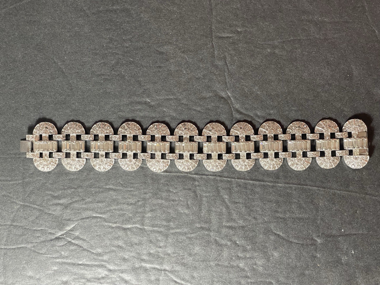 Beautiful 1950’s Rhinestones and Rhodium Plated Bling Bracelet