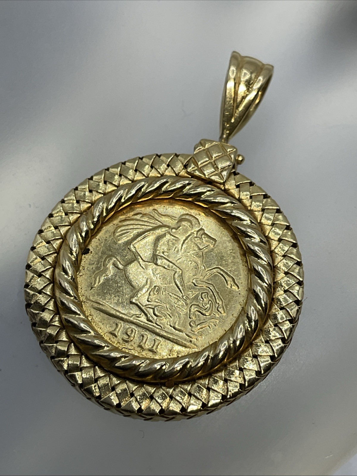 1911 GREAT BRITAIN KING GEORGE GOLD COIN in 21K Frame & Lock CUSTOMIZED CHARM