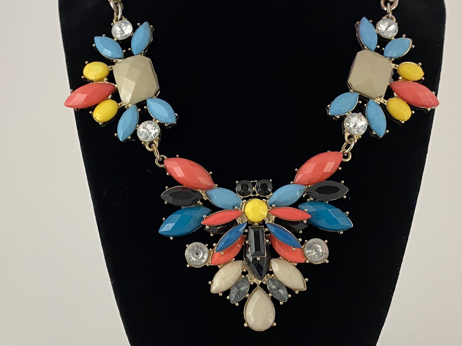 Color Burst Statment Necklace 19” Fun Funky Playful Multi Colors