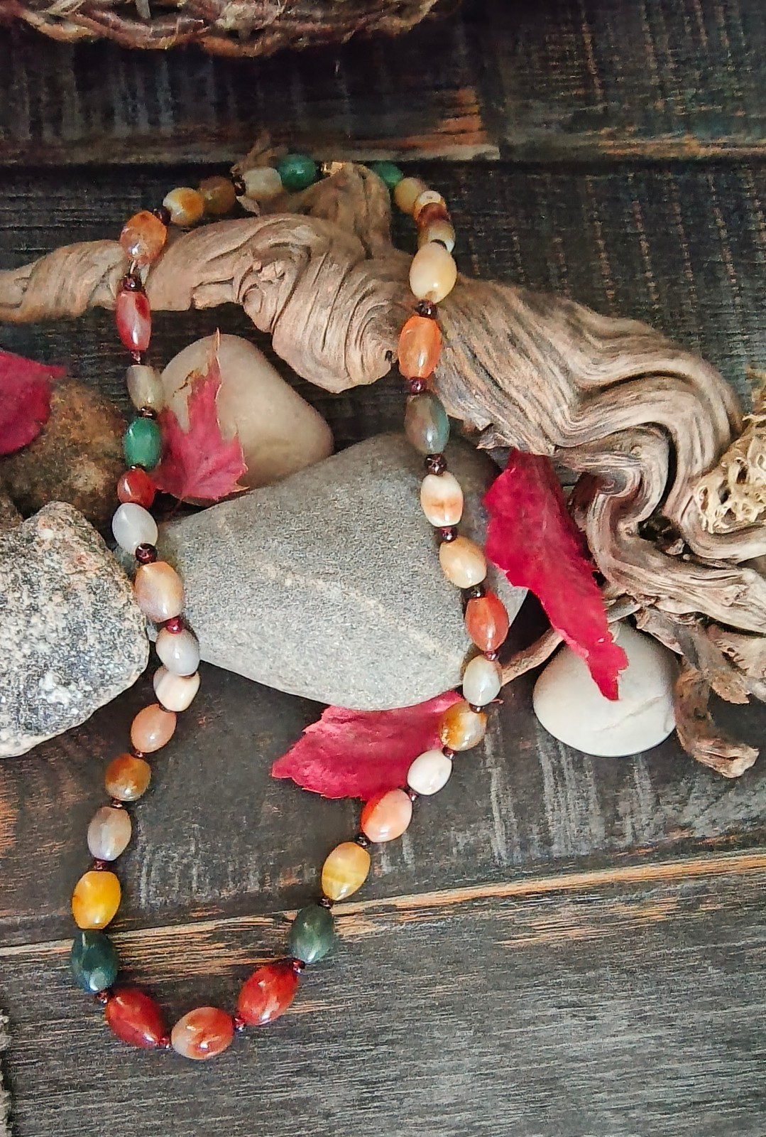 Vintage Chinese Moss Agate gemstone necklace, graduated polished beads, rare