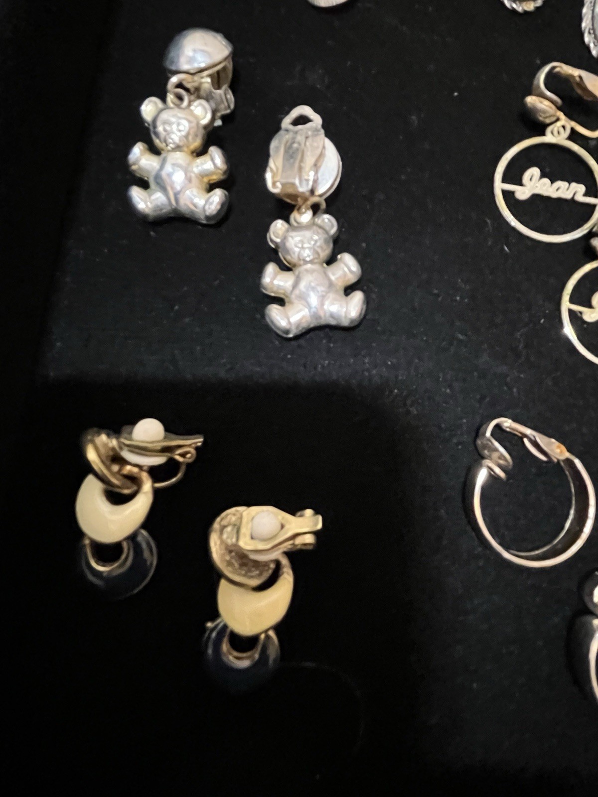 20 Pair Vintage Clip On EarRings Various Colors And Styles As Pictured Lot 02