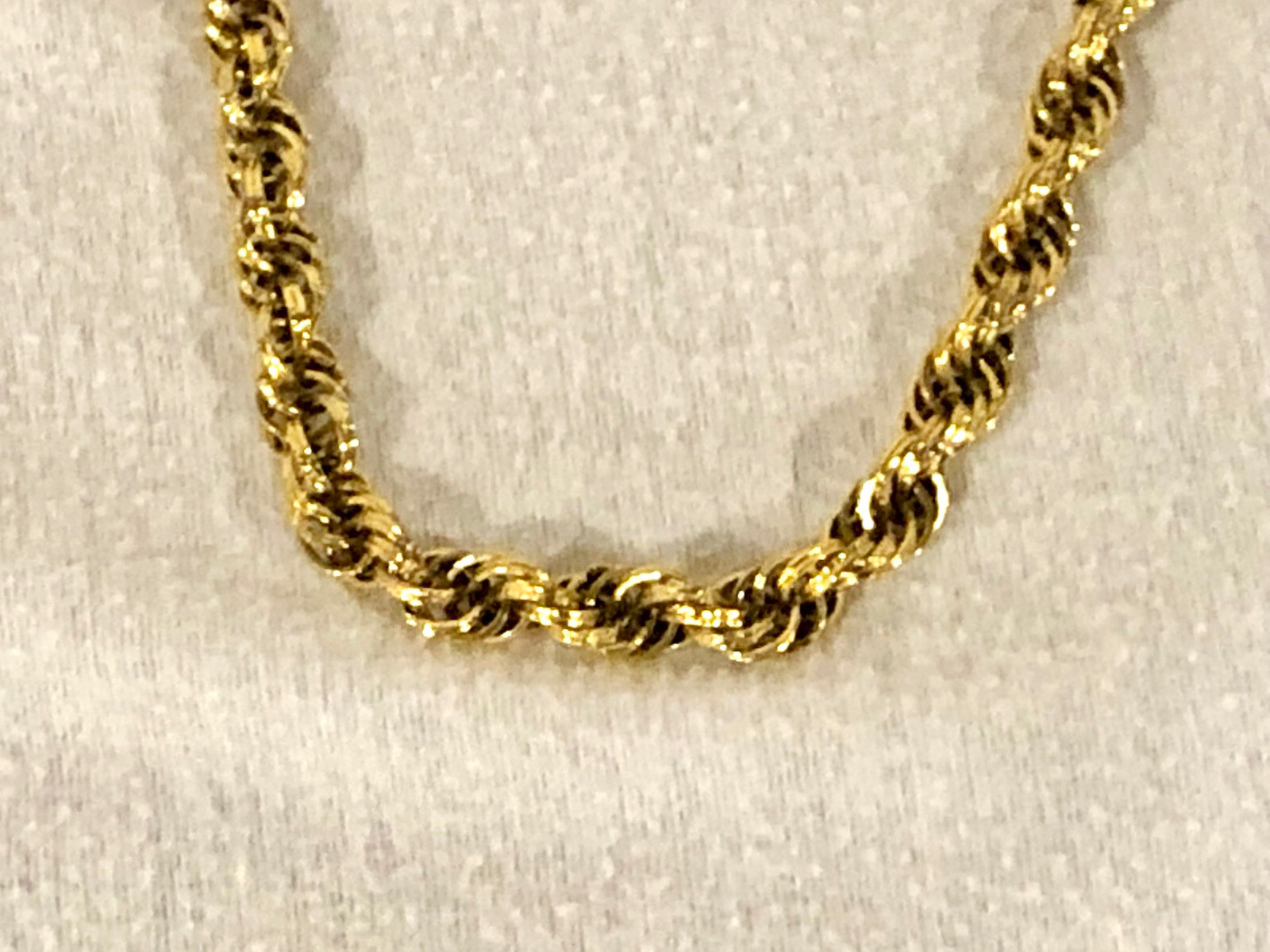 Monet Vintage Gold Plated Thick 24” Rope Necklace Very Good Condition. Pre Owned