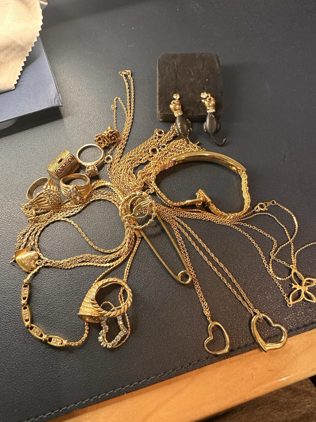 Gold Collection Multiple Items Ring Braceletsearrings And Much More G2U