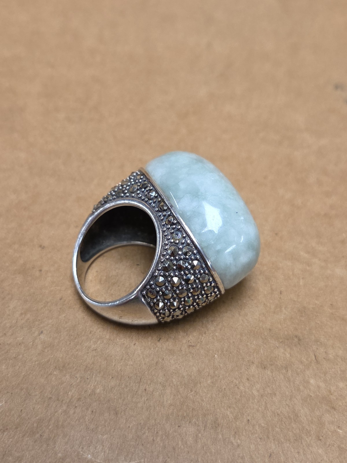 Vintage Green Large Oval Stone Marked Sterling Silver Ring Size 5.75 *SEE PICS