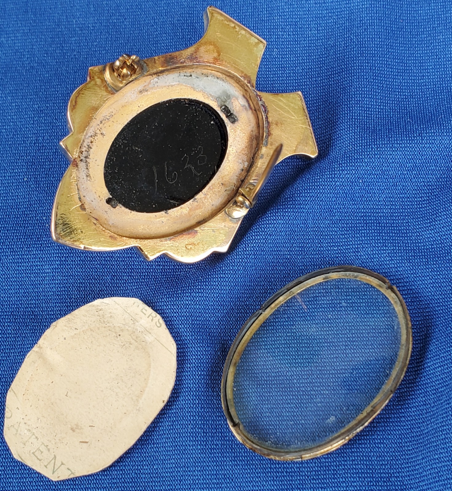 Victorian Memory Locket Brooch Antique 14K GOLD Deco HardStone Onyx Cameo Broach