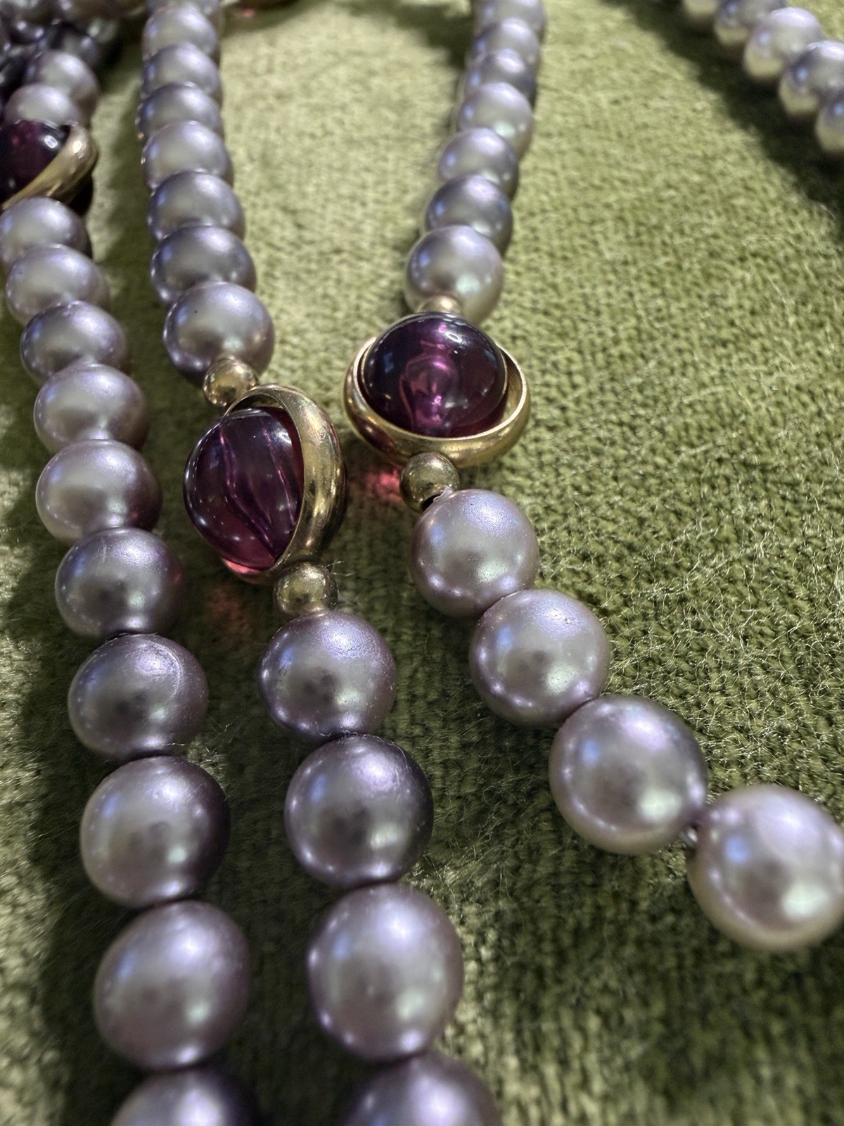 Vtg Tennis Design Necklace Round Lavender Faux Pearls Round Purple Glass Bezel