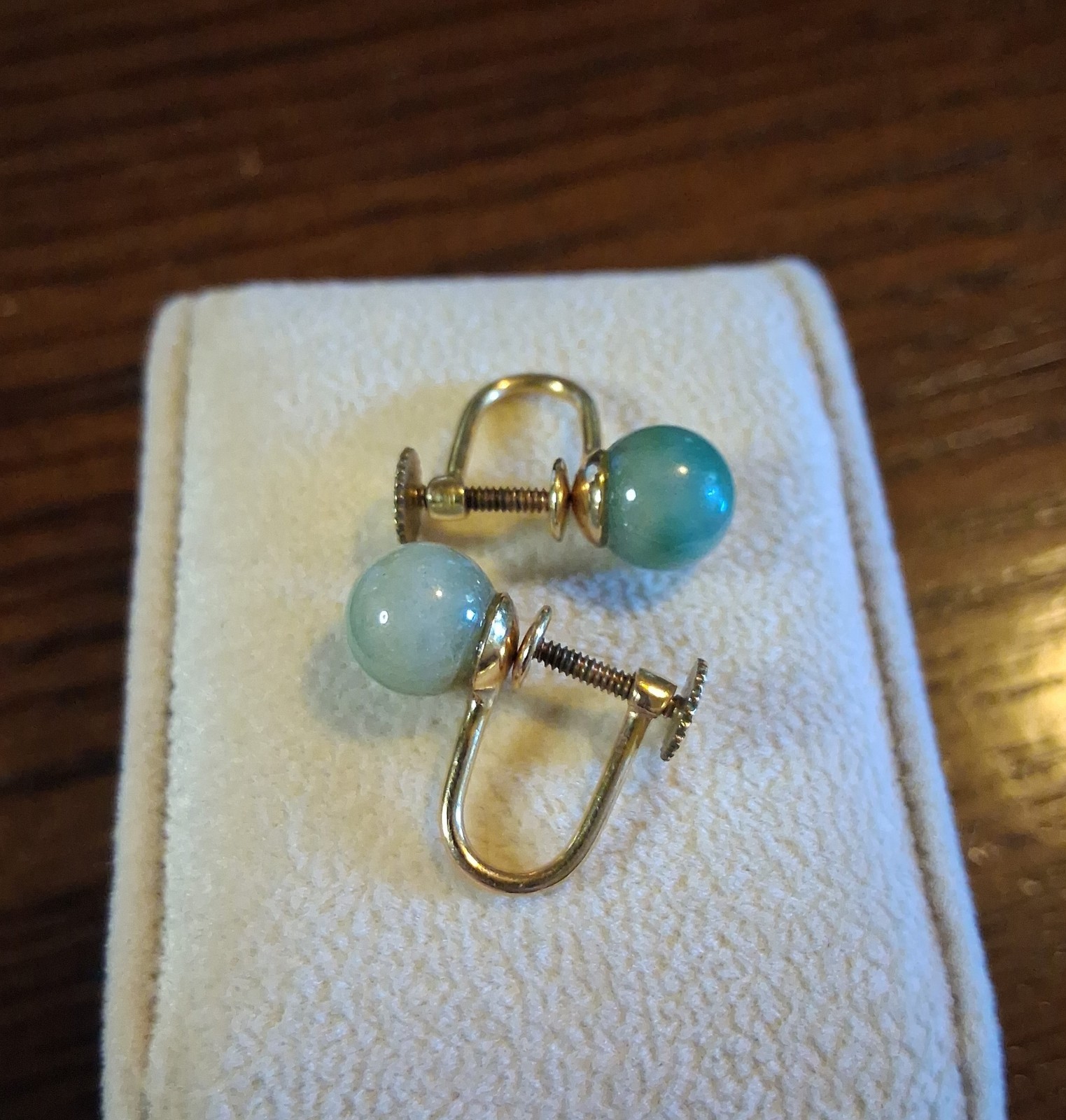 Vintage Cultra 8mm Jade(?) Sphere Gold Filled Screwback Earrings See Pics/Descri