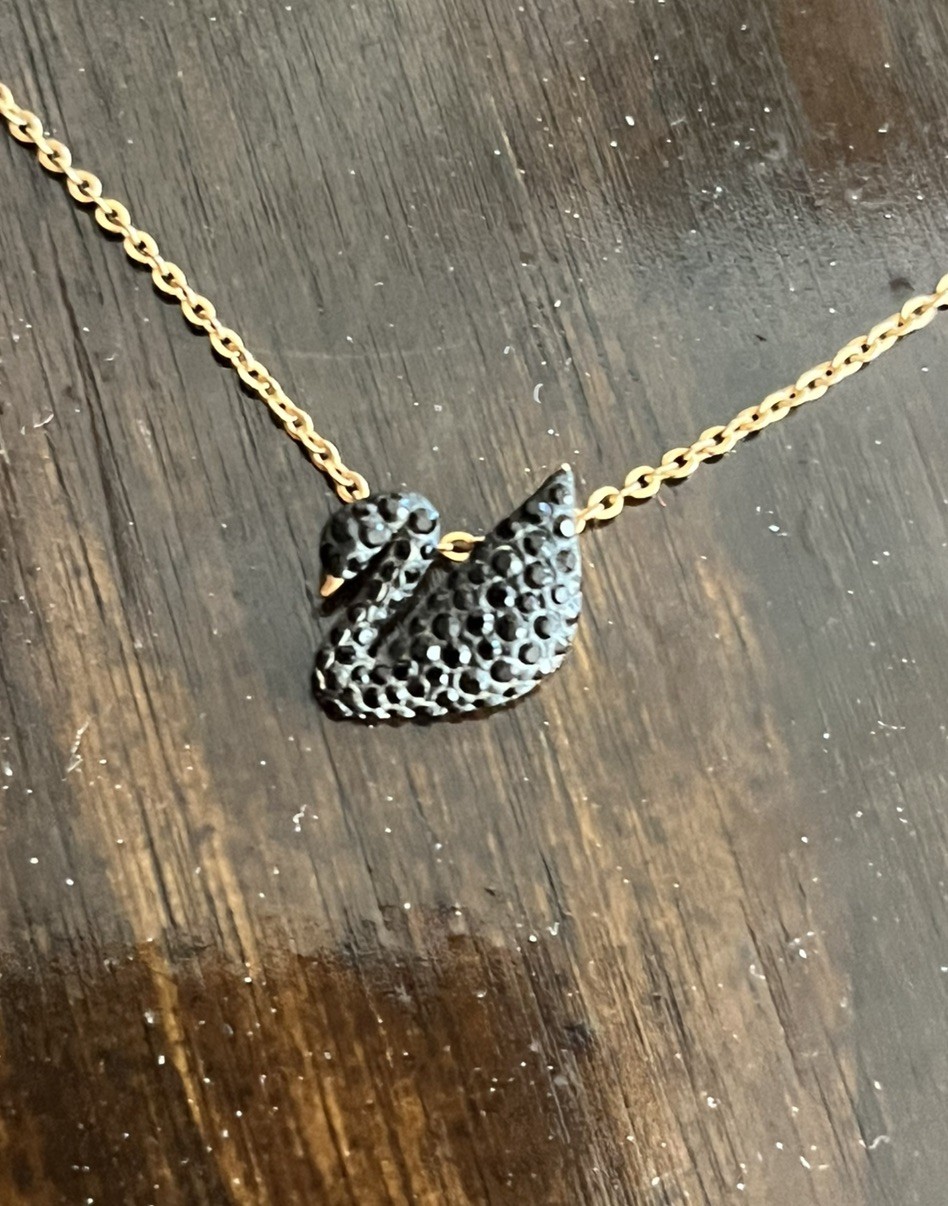 Swarovski Iconic Swan pendant Small Black Rose gold-tone plated 5363393
