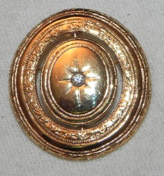 Vintage Avon Gold Tone ‘Precious Picture’ Pin Reversible Flip Photo Brooch 1984