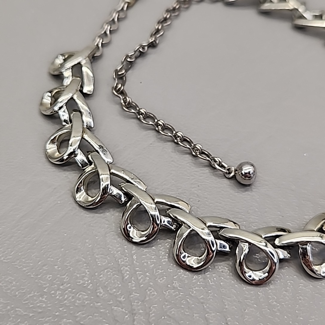 Vintage Linked Necklace Looped Chain Choker 15″ READ