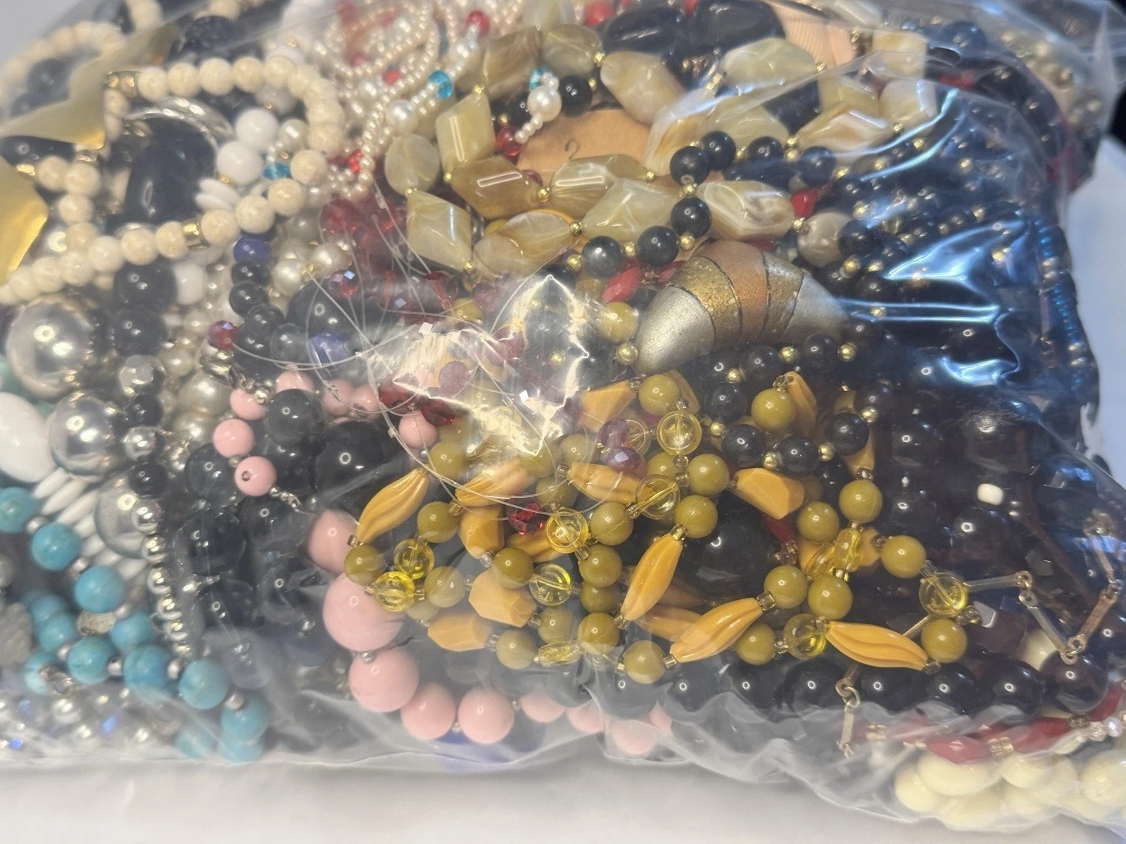 14Lbs Vintage Mod WEAR Sell Signed Unsigned Necklaces Pearl Bead Stone Lucite