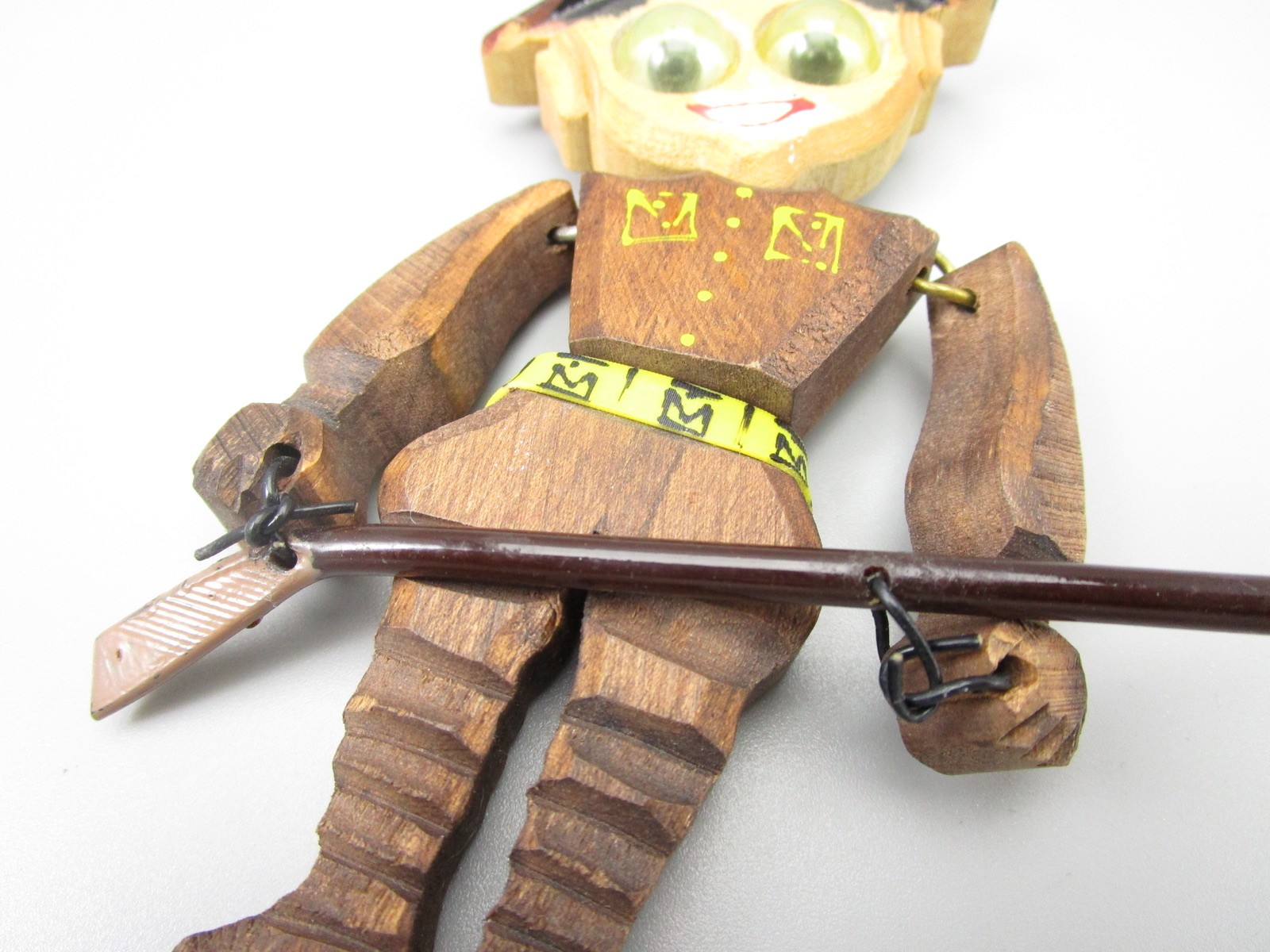 RARE WWI DANGLING CARVED WOOD FIGURAL 4 3/4″ SOLDIER BROOCH PIN