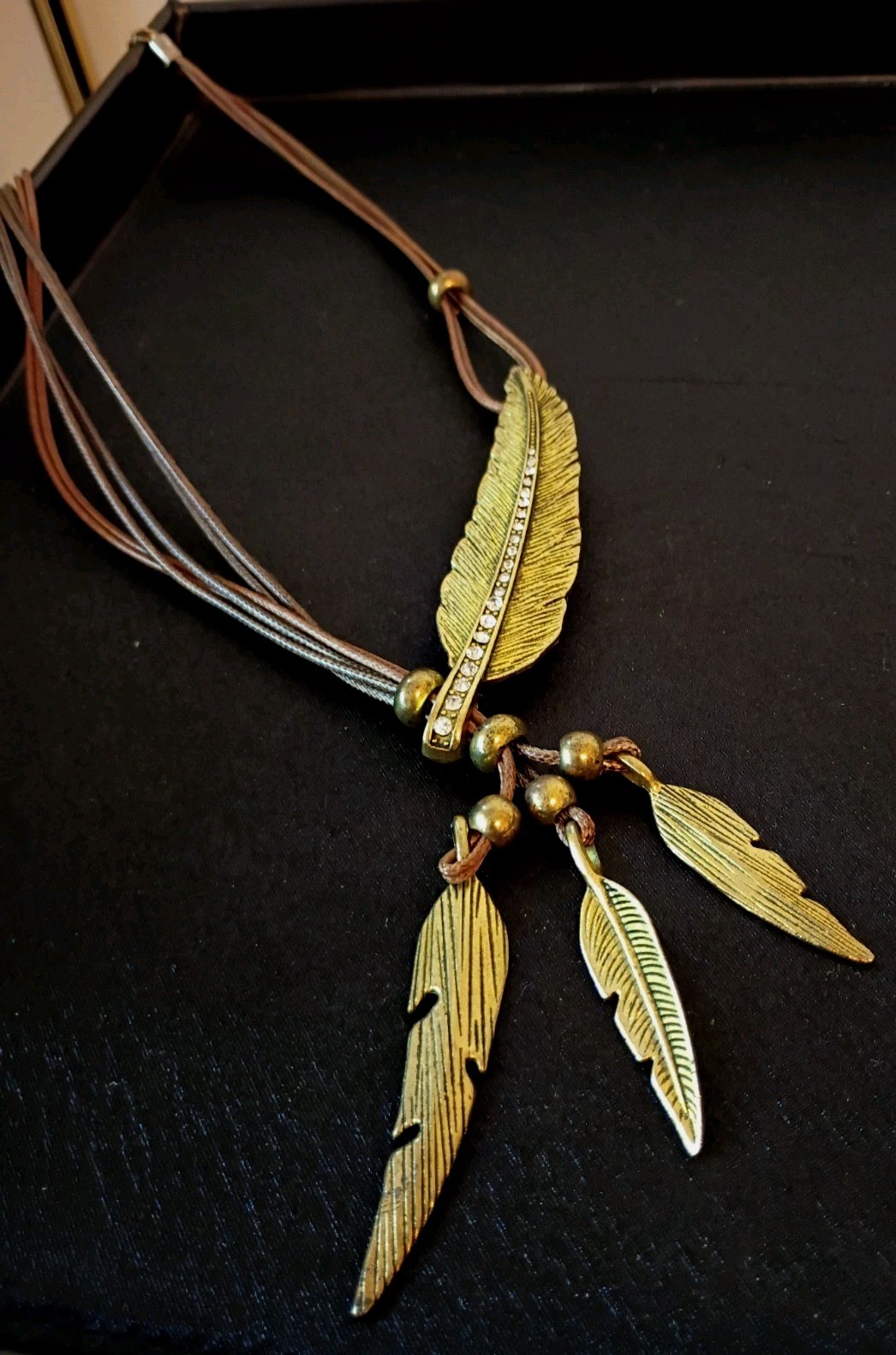 Vintage Boho Rhinestone Feather necklace w/Layered Brown Rope-25 in long