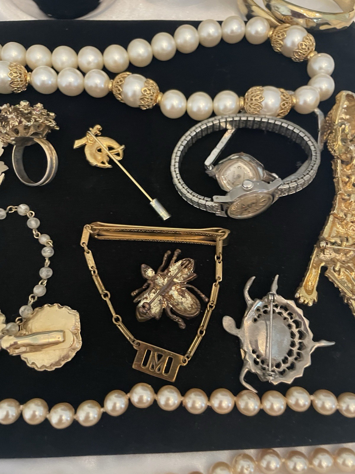 Junk Jewelry FOR CRAFTS WEAR PICS 1 & 2 Necklaces Watches Brooch Some SIGNED #3