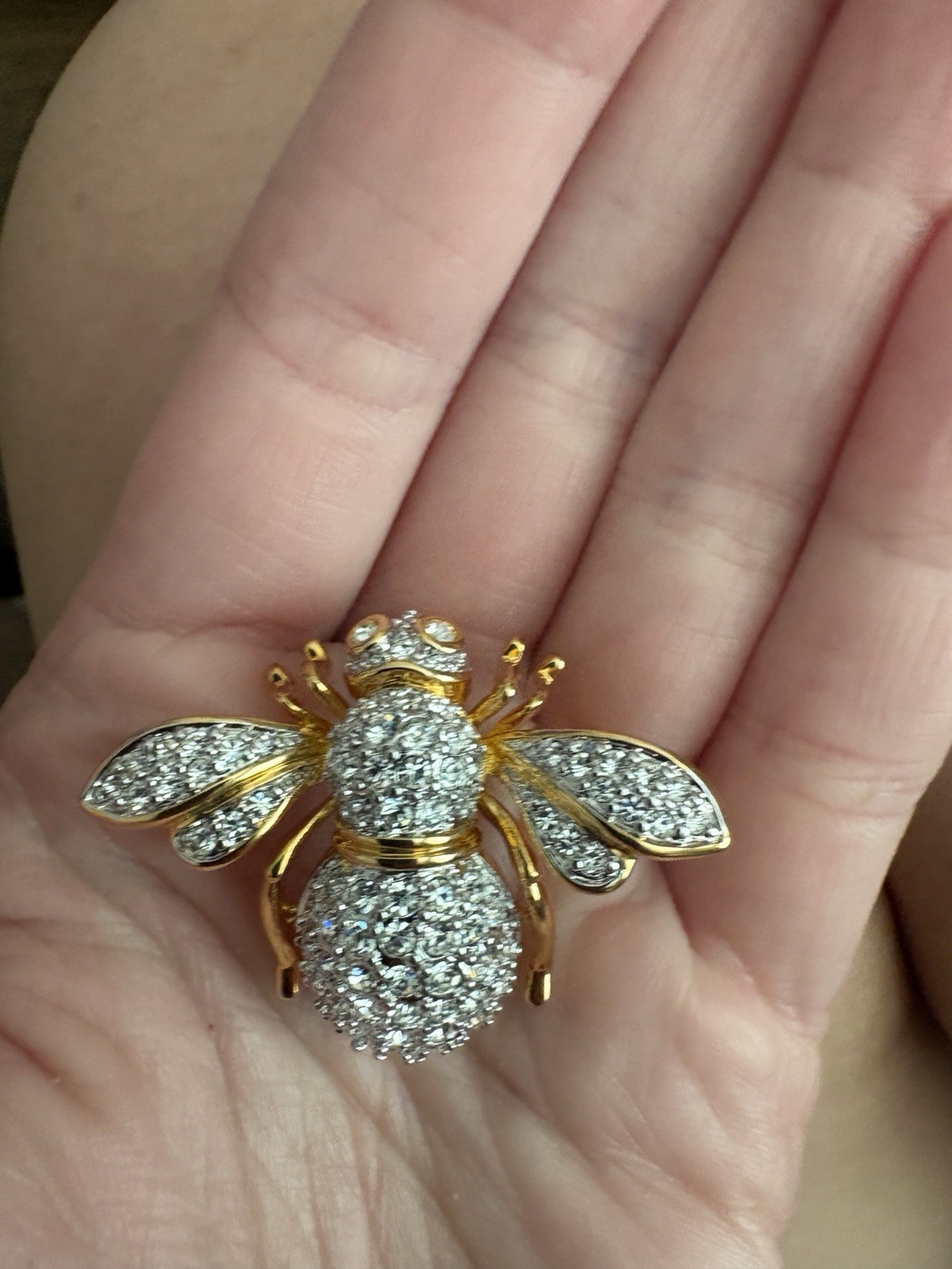 Joan Rivers “The Classics Collection” Large Crystal Bee Broach