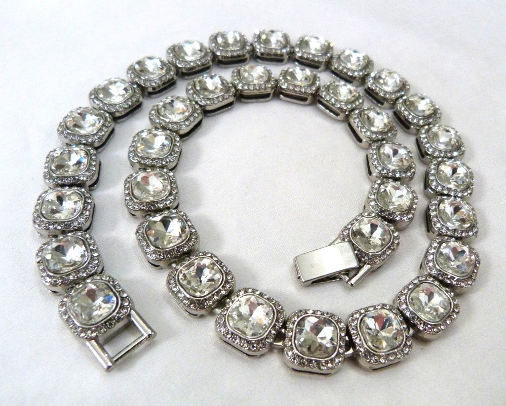 HALO PAVE SET SPARKLING LARGE FACETED CRYSTAL LINKS RHODIUM PLATE NECKLACE