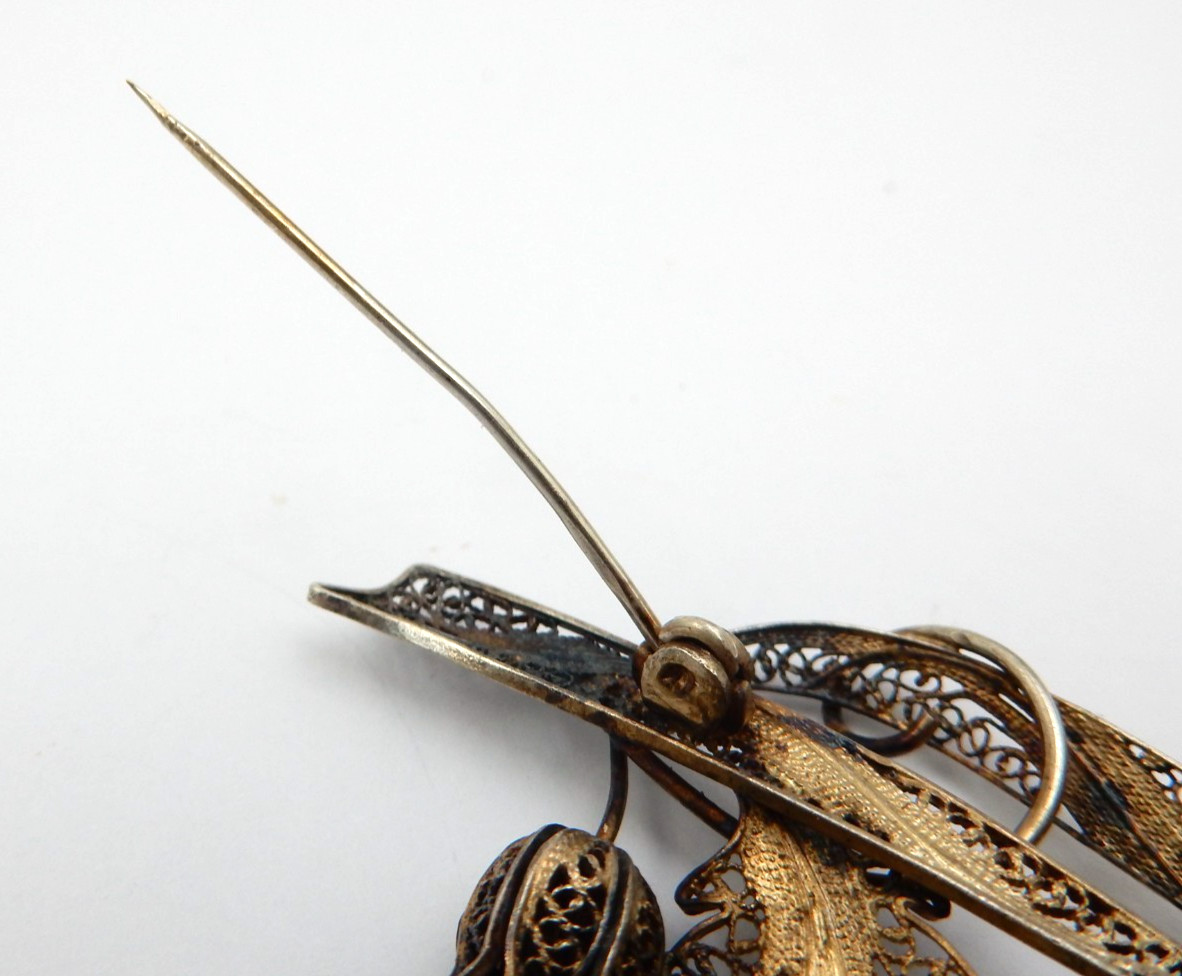 ANTIQUE VICTORIAN ERA FANCY STERLING SILVER FILIGREE FLOWER BROOCH PIN 7.3 GRAMS