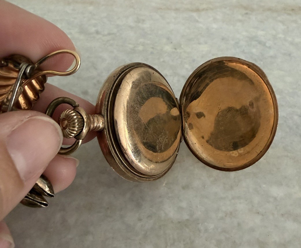 Vintage Gold Filled Elgin Scrolled Flower Works Pocket Watch On Pin Brooch