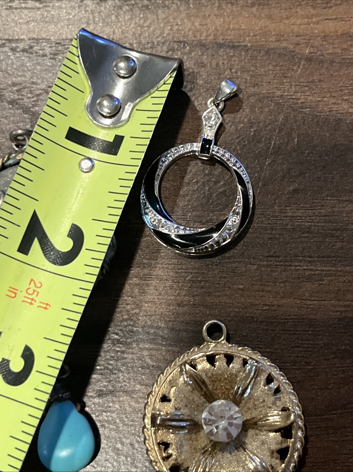Vintage Pendant Lot Anson Pewter Kramer Metal Mixed Materials Gold Silver Tone