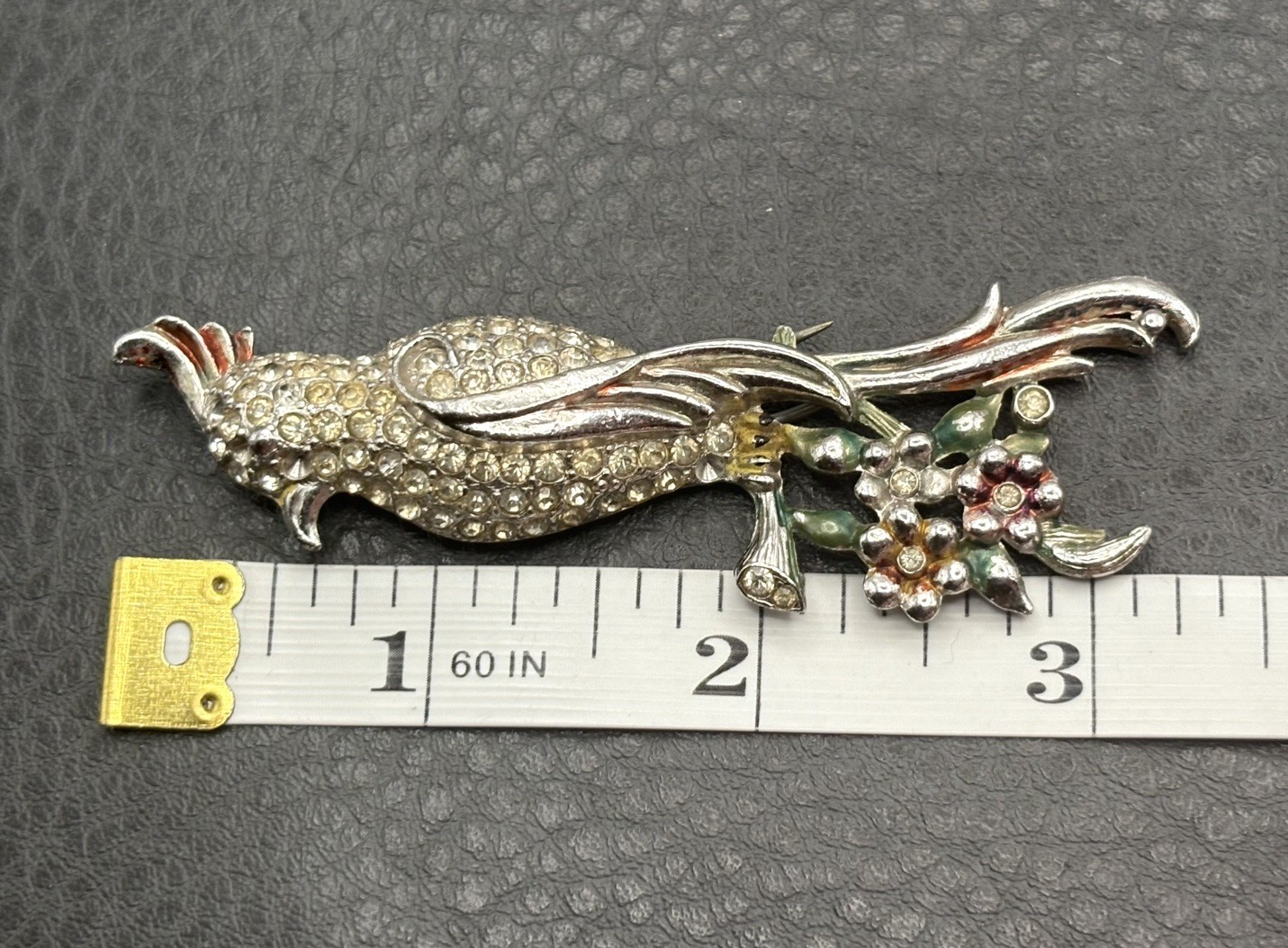 20’s VTG Unsigned Figural Bird Cockatiel Dress Fur Clip Rhinestone Enamel Read