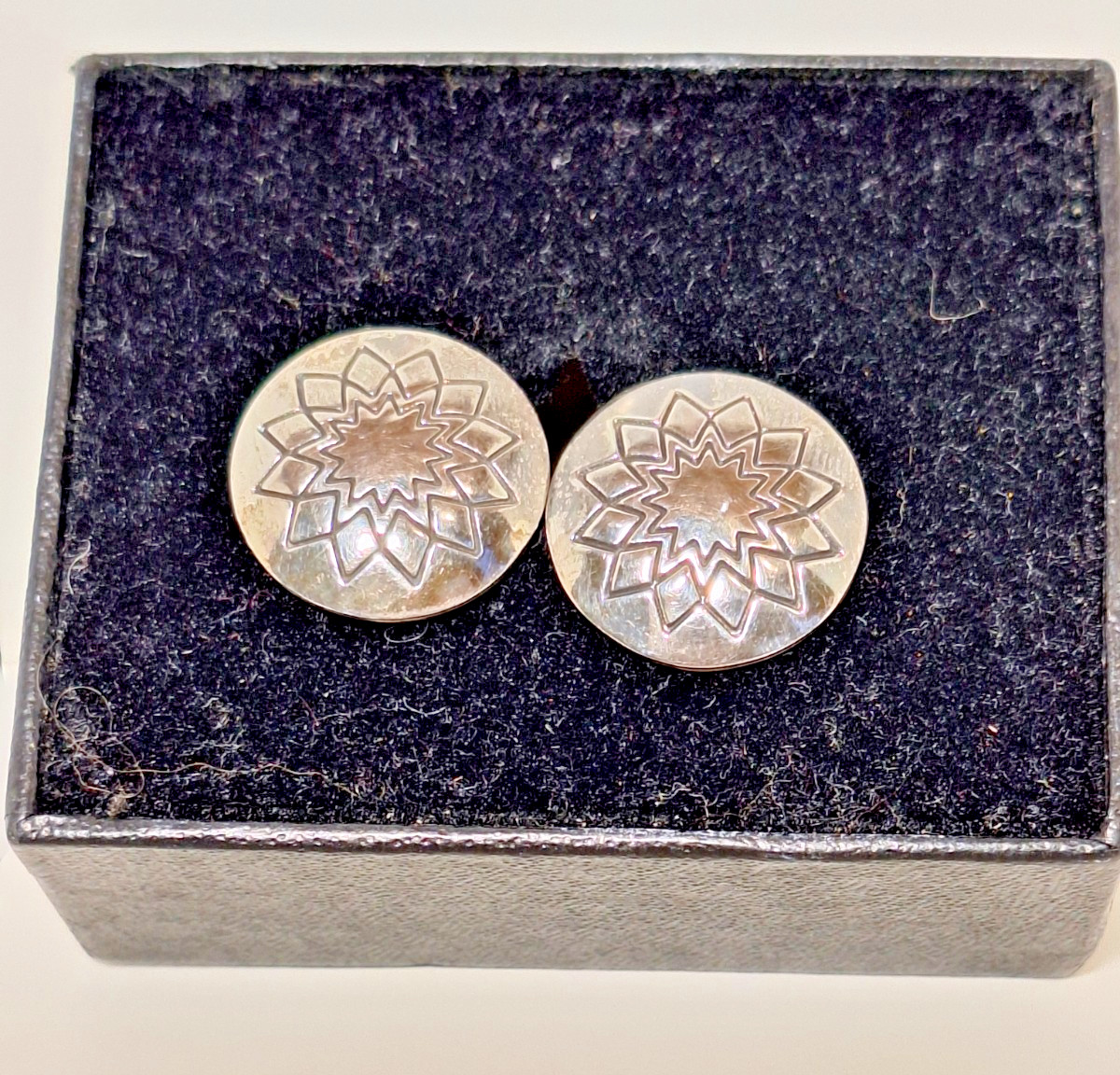 Vintage Van Horne Sterling Silver Starburst Clip-on Earrings