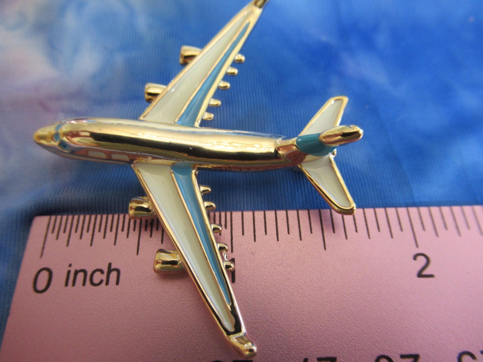Nouveau Bon Voyage Airplane Brooch & Airplane Travel Pierced Earrings Set NEW