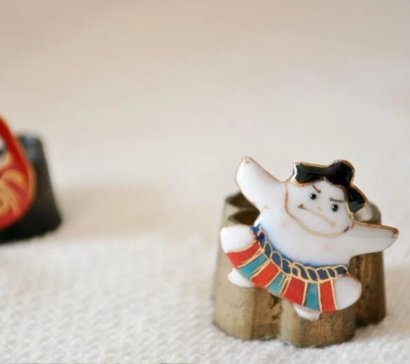 Sumo Wrestler – Japanese cloisonné enamel Pin Badge Brooch Made-to-order NEW