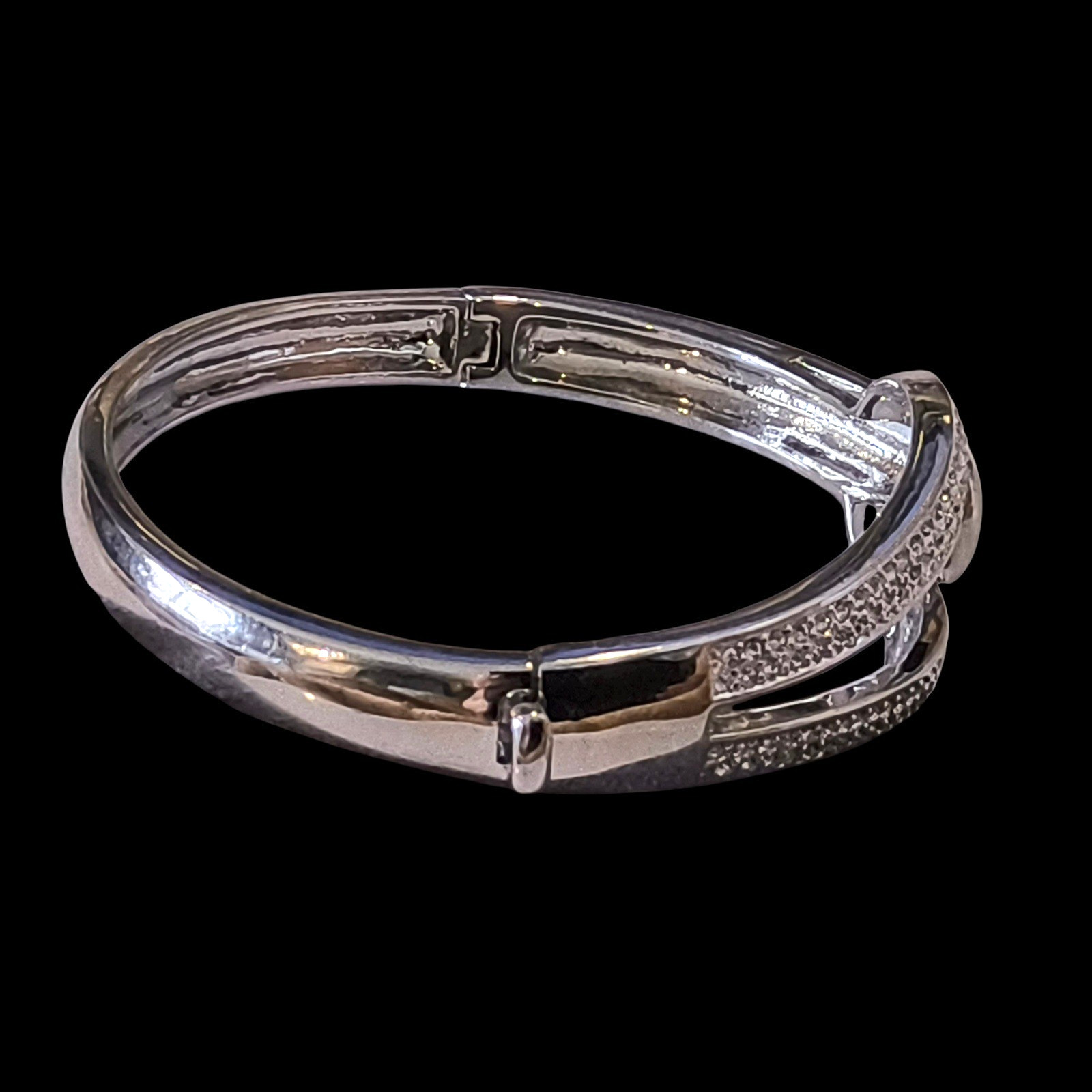 Signed Butler Silver Tone Rhinestone Hinged Bangle Bracelet Pavé Crystal Modern