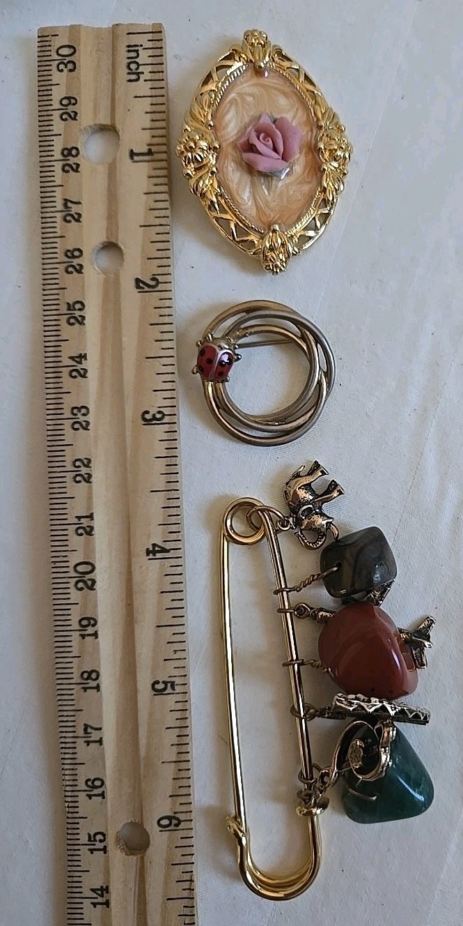 Vintage Brooches Lot And One Vintage Cast Iron Heart Clip