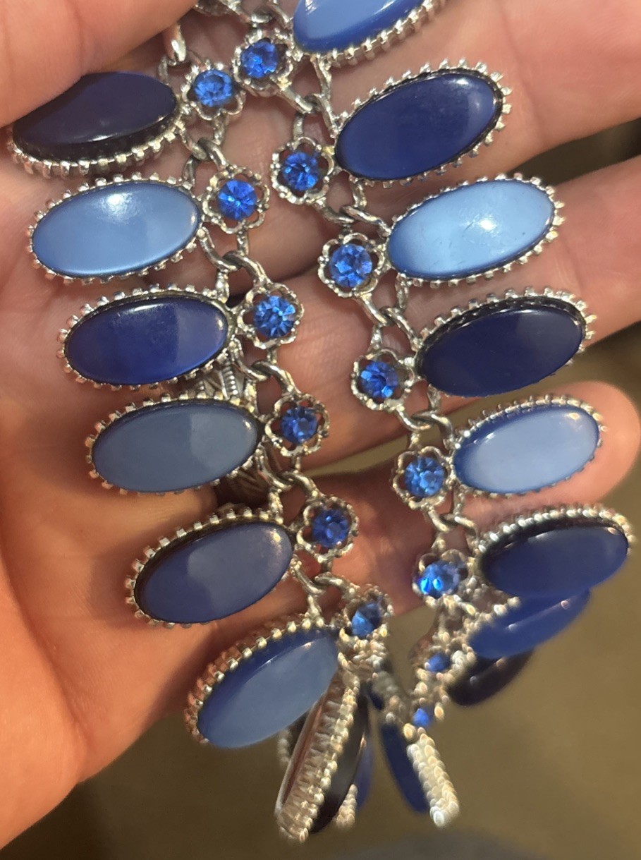 Vintage Unsigned Pakula Two Tone Blue Lucite Silver Tone Choker Necklace Wow