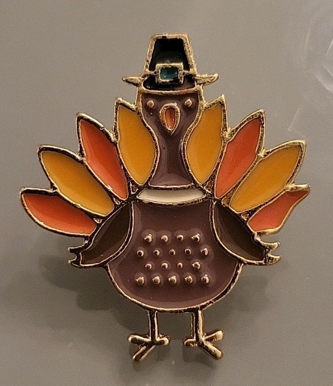 Vintage Fall Autumn Brooch Pin Jewelry Happy Pilgrim Turkey Thanksgiving M63