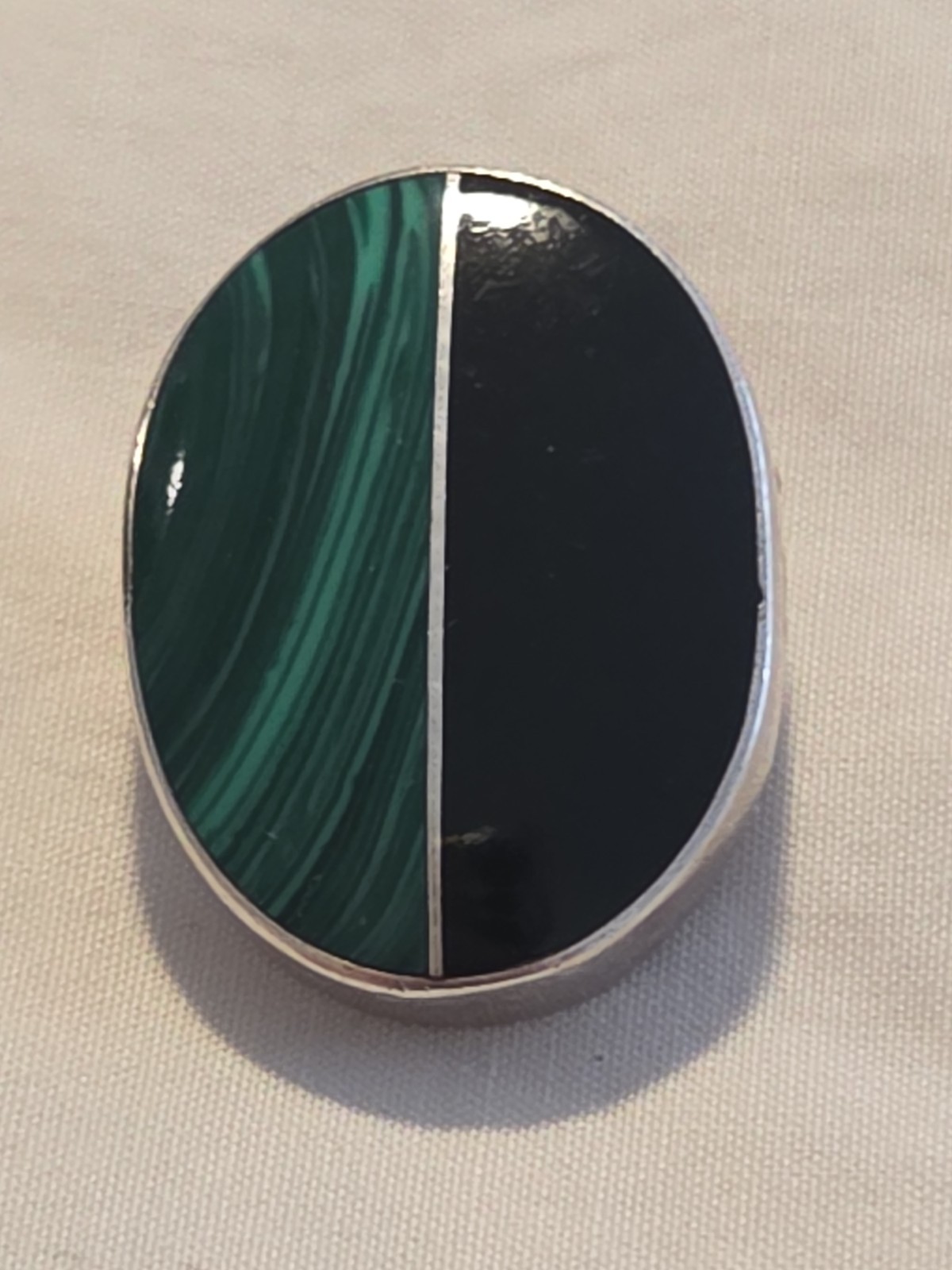 Vintage Mexico Sterling Silver Inlaid Malachite Onyx Large Oval Pendant