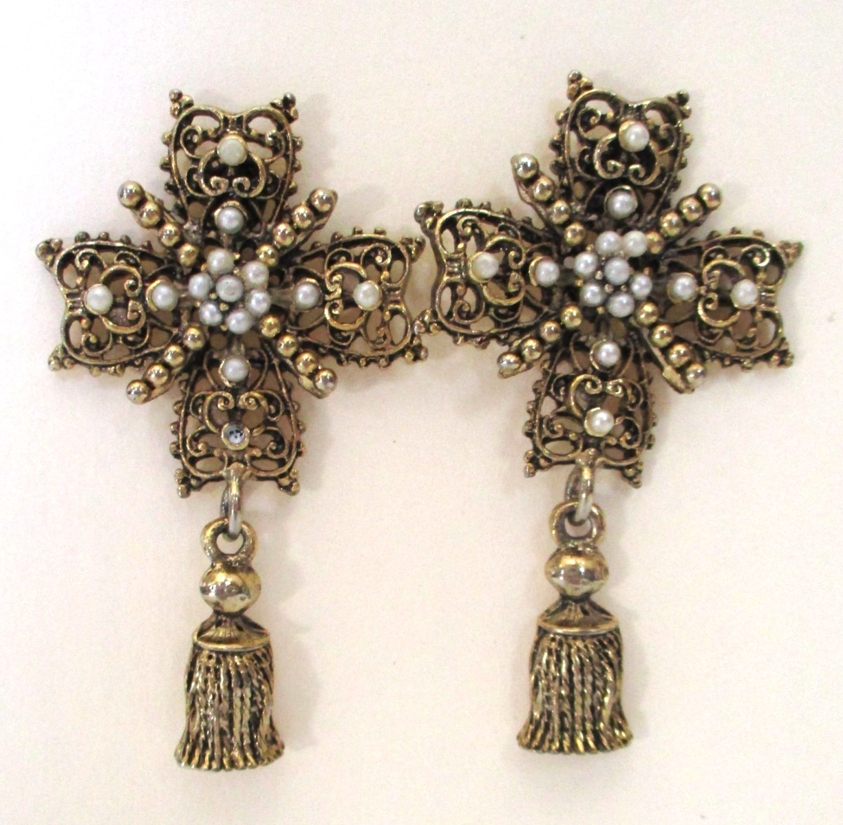 Vintage EH Eivind Hillestad Maltese Cross Gold Tone Pierced Earrings 2 1/8″