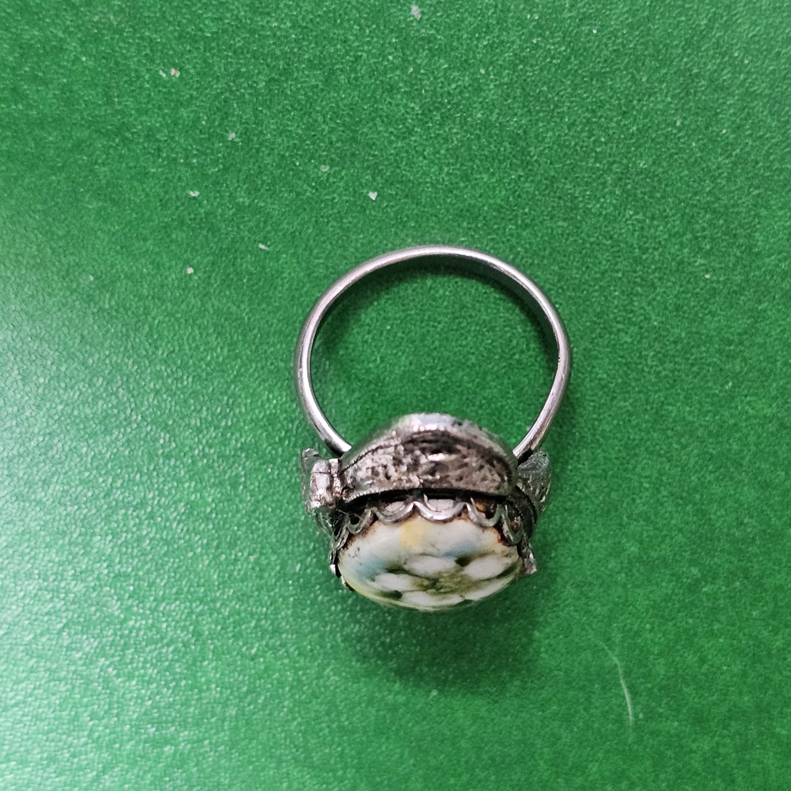 Vtg Hand Painted Porcelain Floral Ring Silver Tone Filigree Cabochon Adjustable