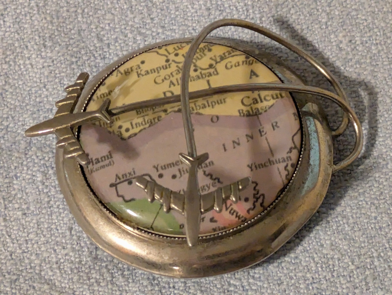 VINTAGE METAL TRAVEL BROOCH PIN JET PLANE AIRPLANES FLYING MAP ASIA INDIA CHINA