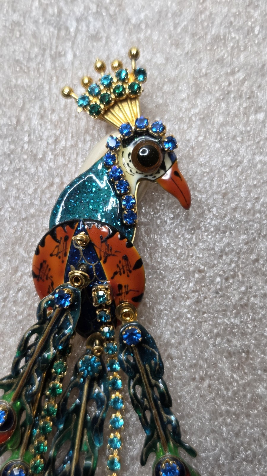VINTAGE “LUNCH AT THE RITZ” RHINESTONE PEACOCK BIRD DANGLE CLIP ON EARRINGS