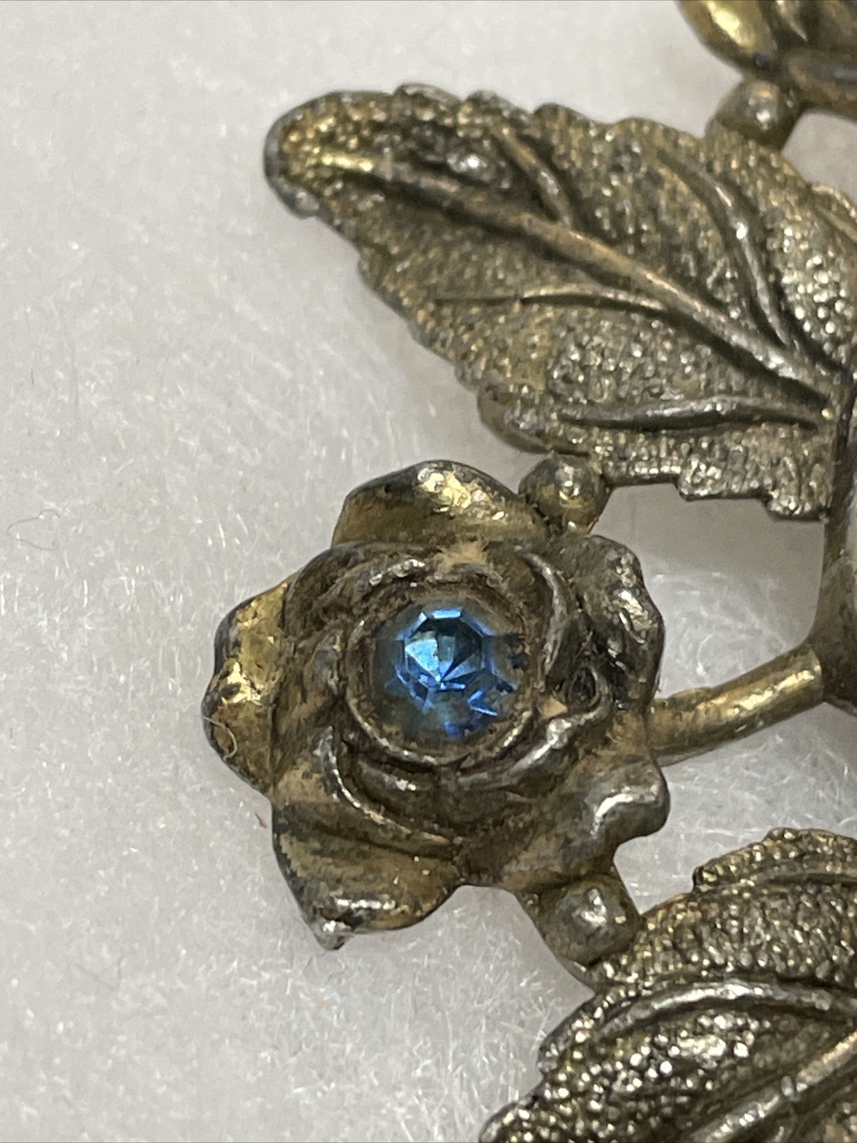LITTLE NEMO LN/25 MULTICOLOR RHINESTONE ROSE FLOWER VINTAGE PIN BROOCH