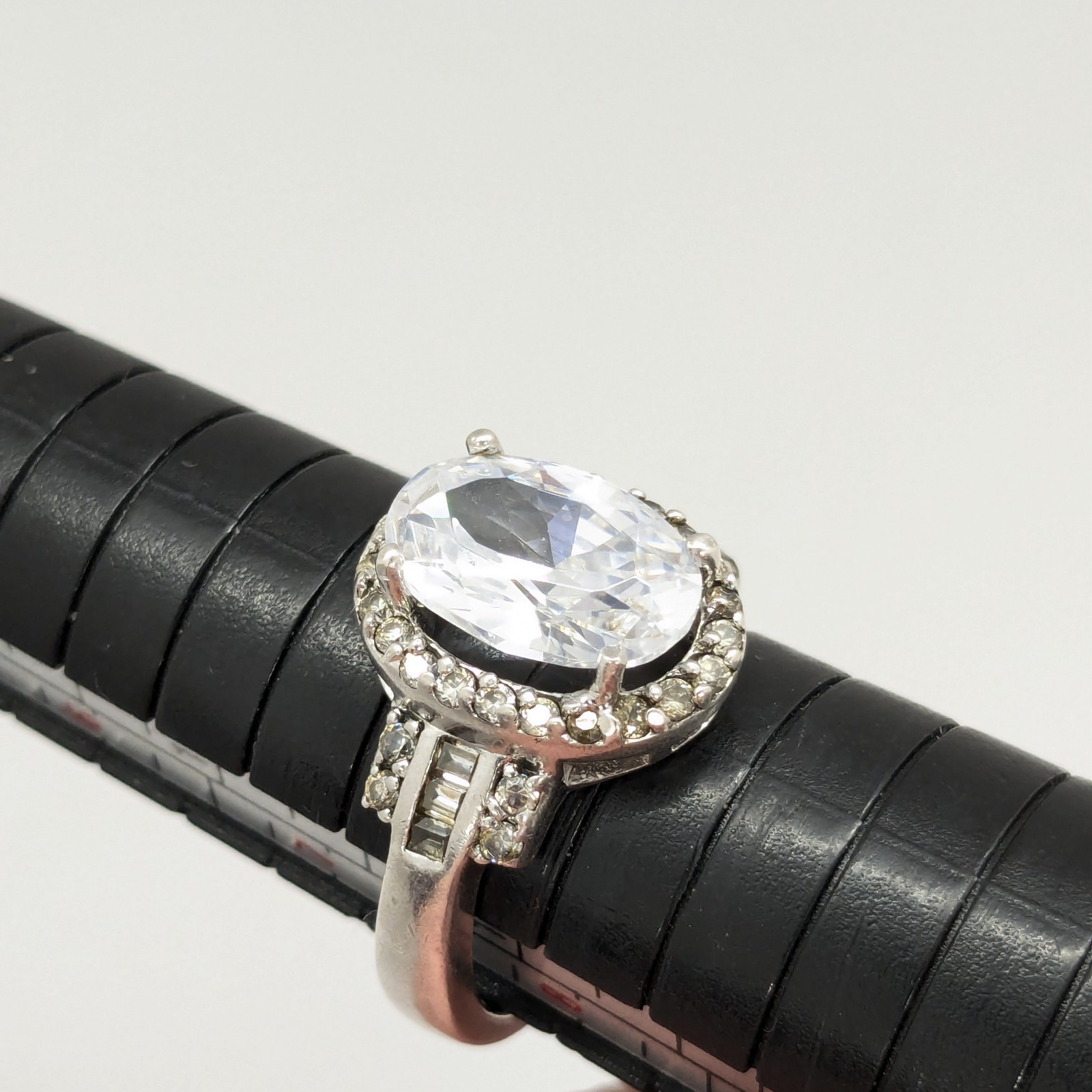 Vintage Elegant RING Silver 925 with Big Bright Stone -size: 8.25US (18mm) | #91