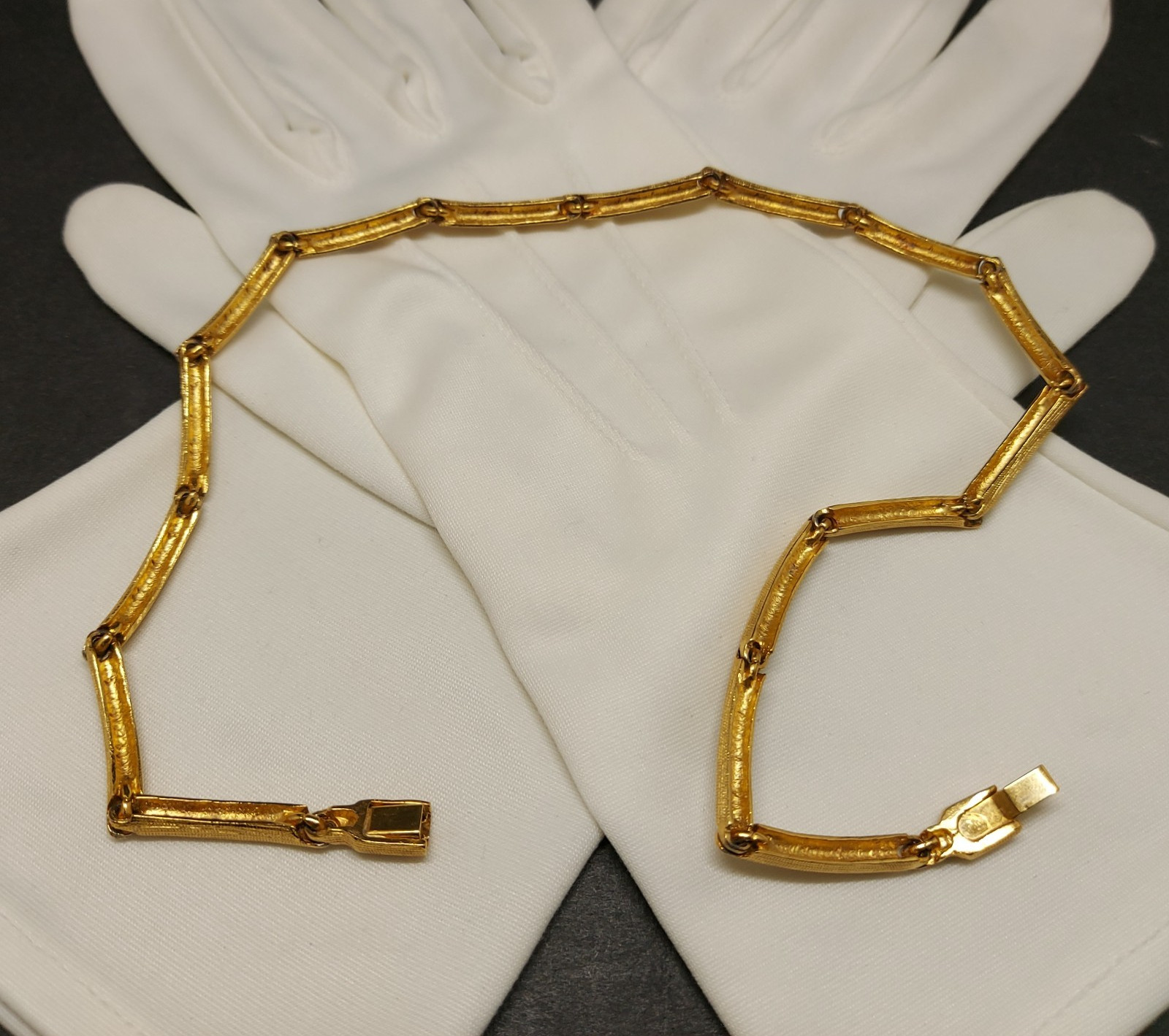 Vintage Textured Bar Link Gold Tone Choker Necklace