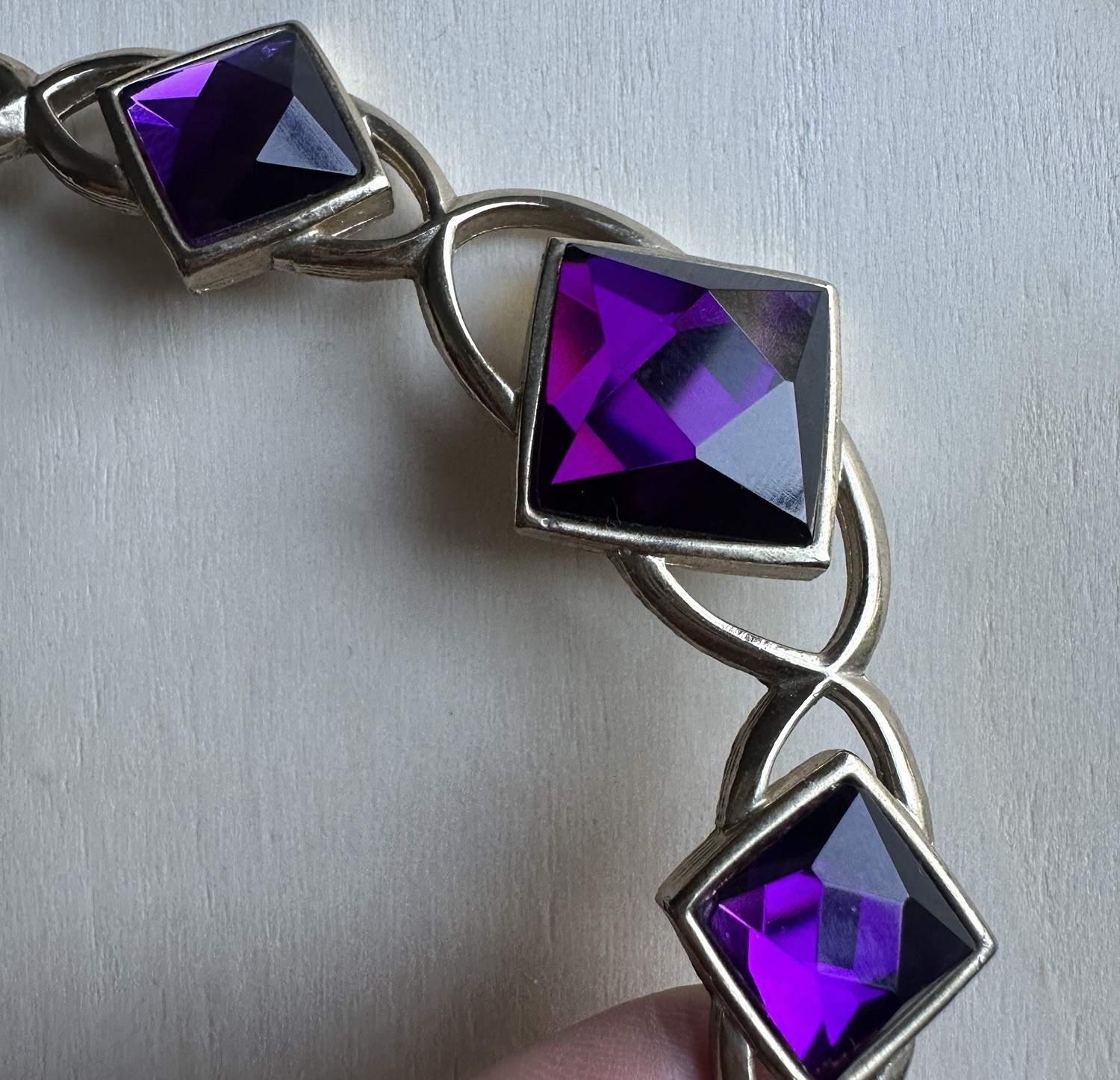 VTG Park Lane Accent Necklace 18 Inch Purple Square Facet Glass Bib Gold Signed