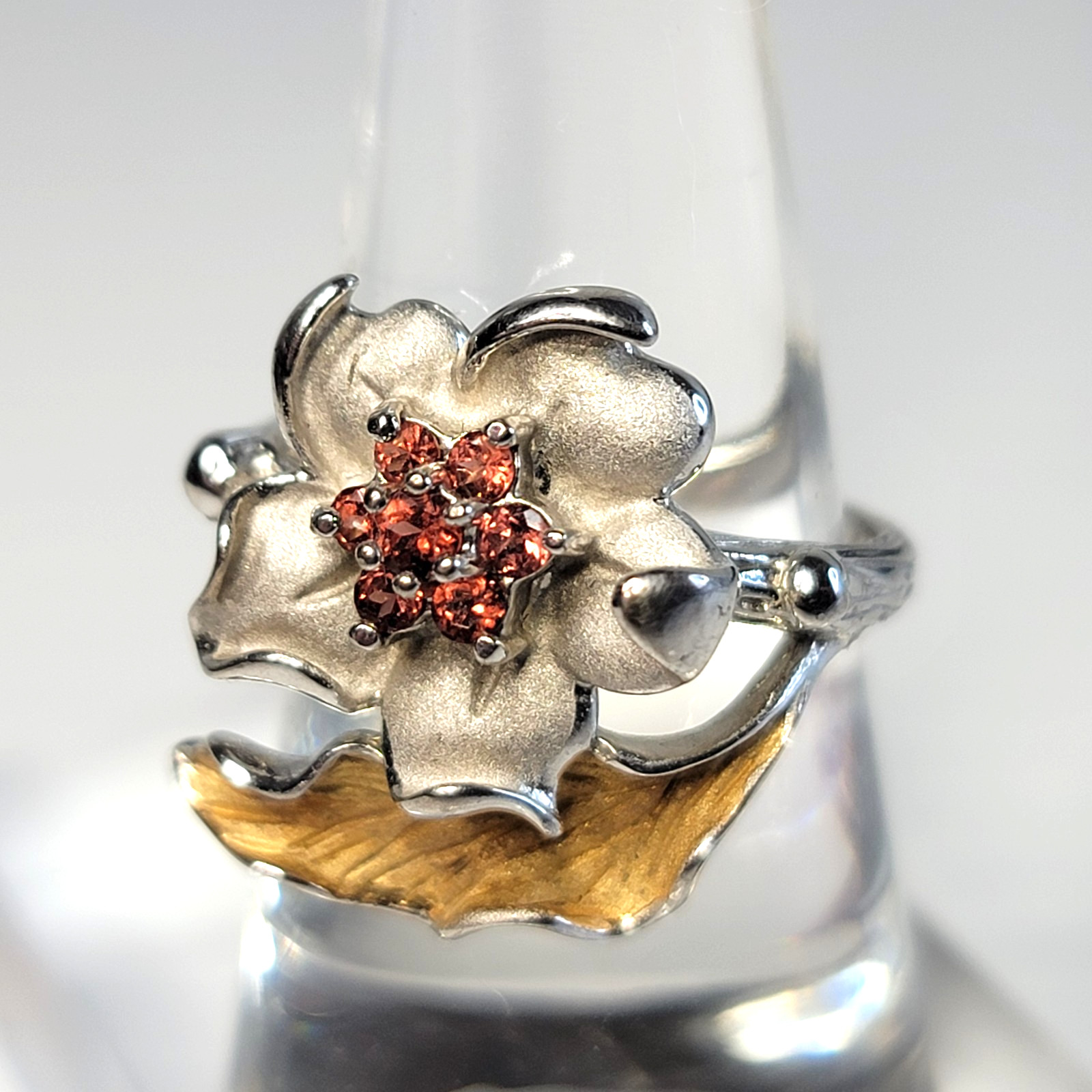 Vintage Camelia Garnet Flower Ring, Sterling Silver 925, .75″W, 5.15g, Size 7.75