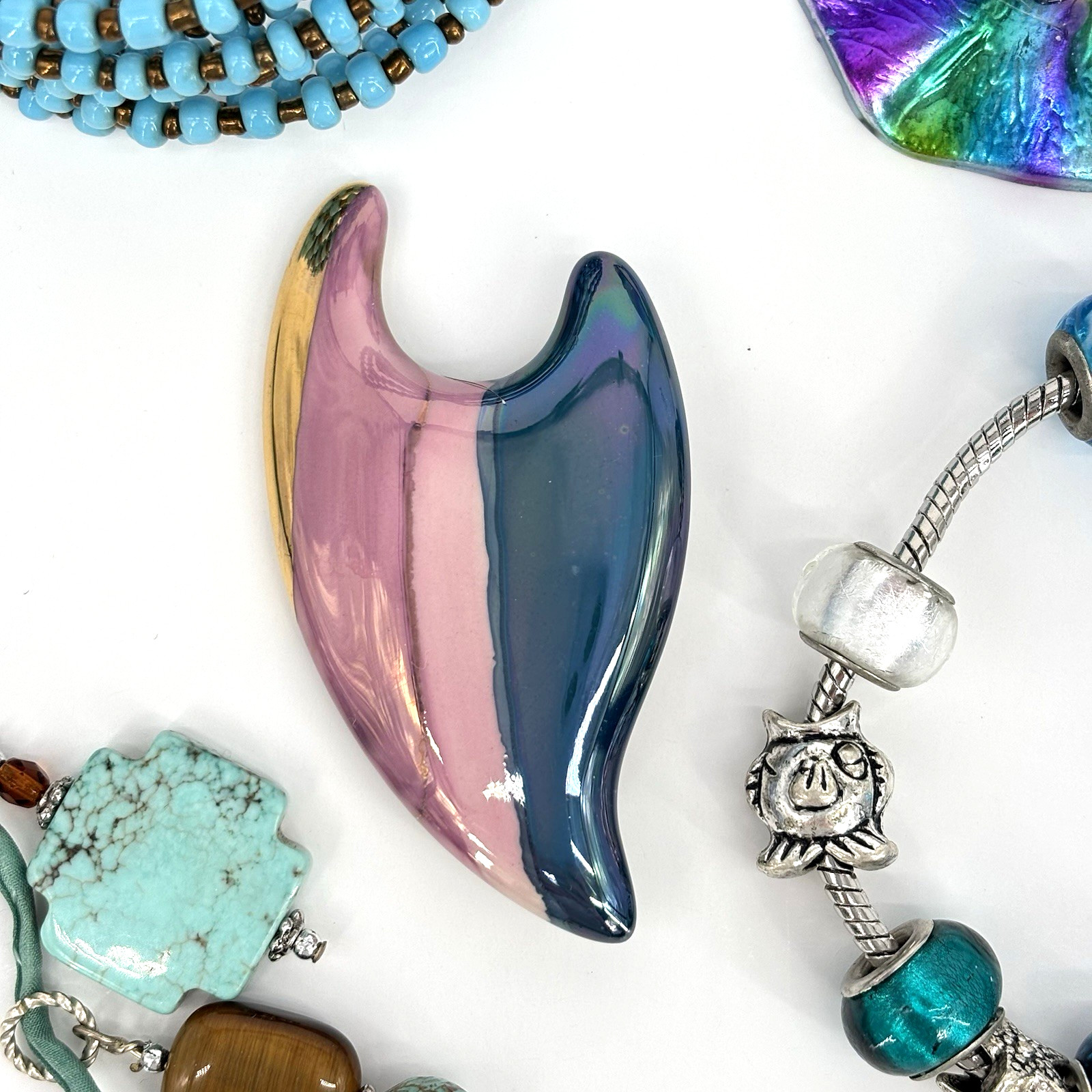 Lot Costume Jewelry Sea Creatures, Seed & SW Bracelets Lady & Heart Brooches VTG