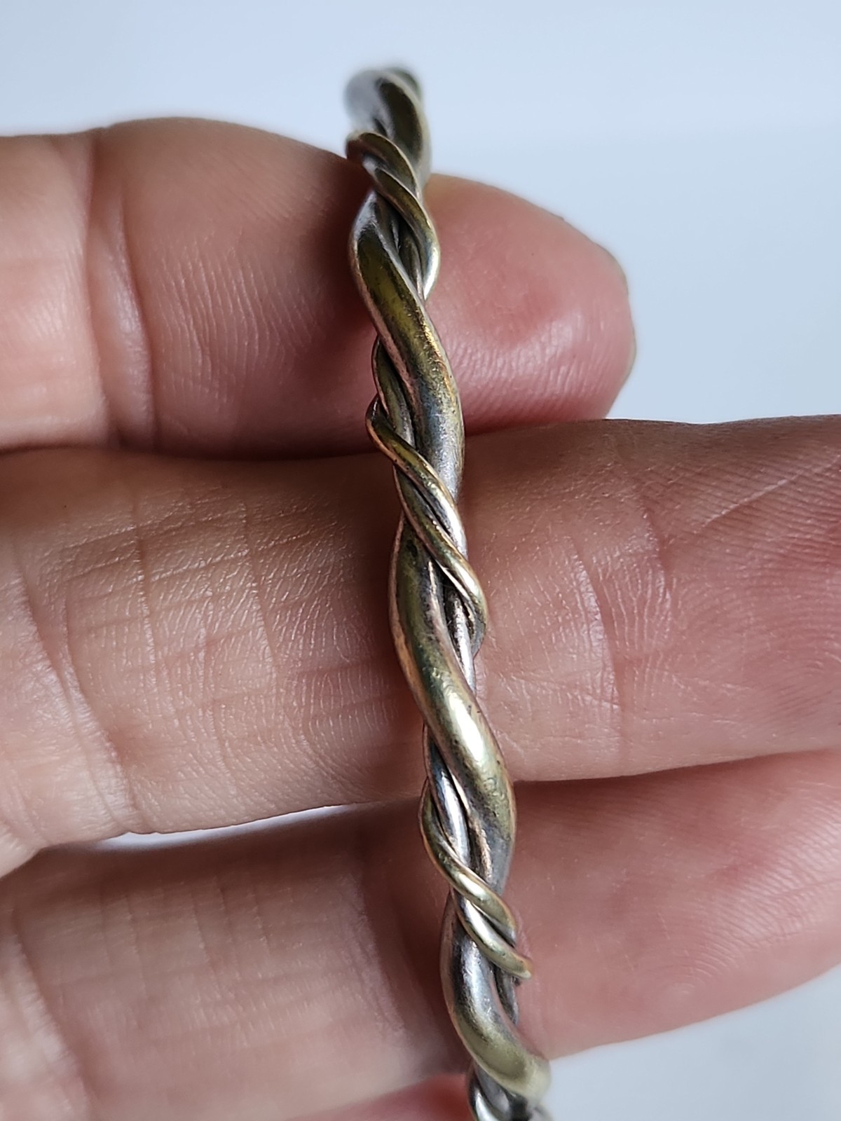 925 Silver Twisted Wire Bracelet Unreadable Brand Name Marking Inside Sz 7.5″