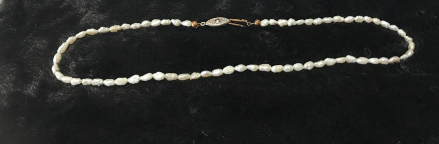 Vintage Freshwater Pearl Single Strand Necklace Classic 16″