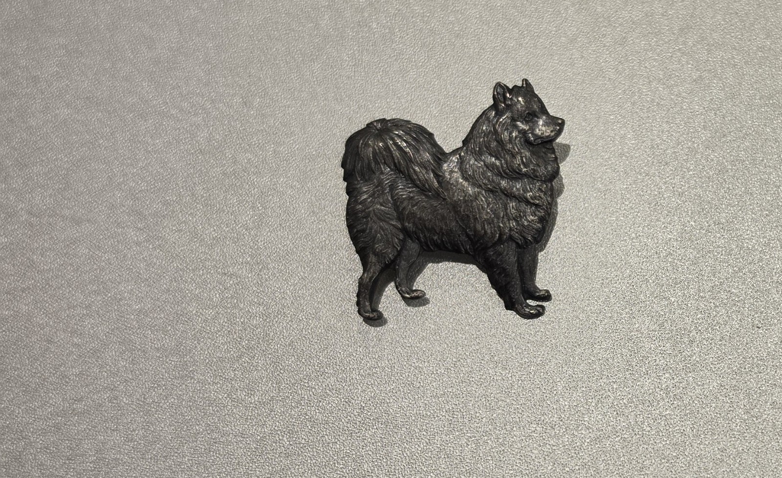 Vintage Kenart Pomeranian Dog Brooch Pin England Metal Heavy