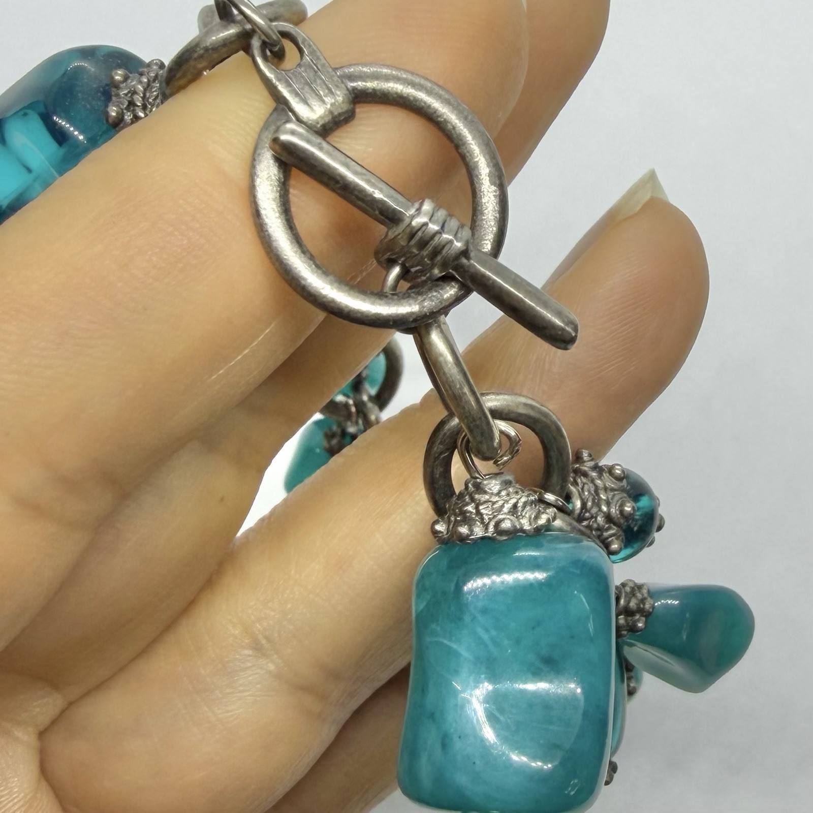 Vtg Bold Teal Resin Chunky Bead Charm Chain Cha Cha Statement Bracelet 7.5 Inch