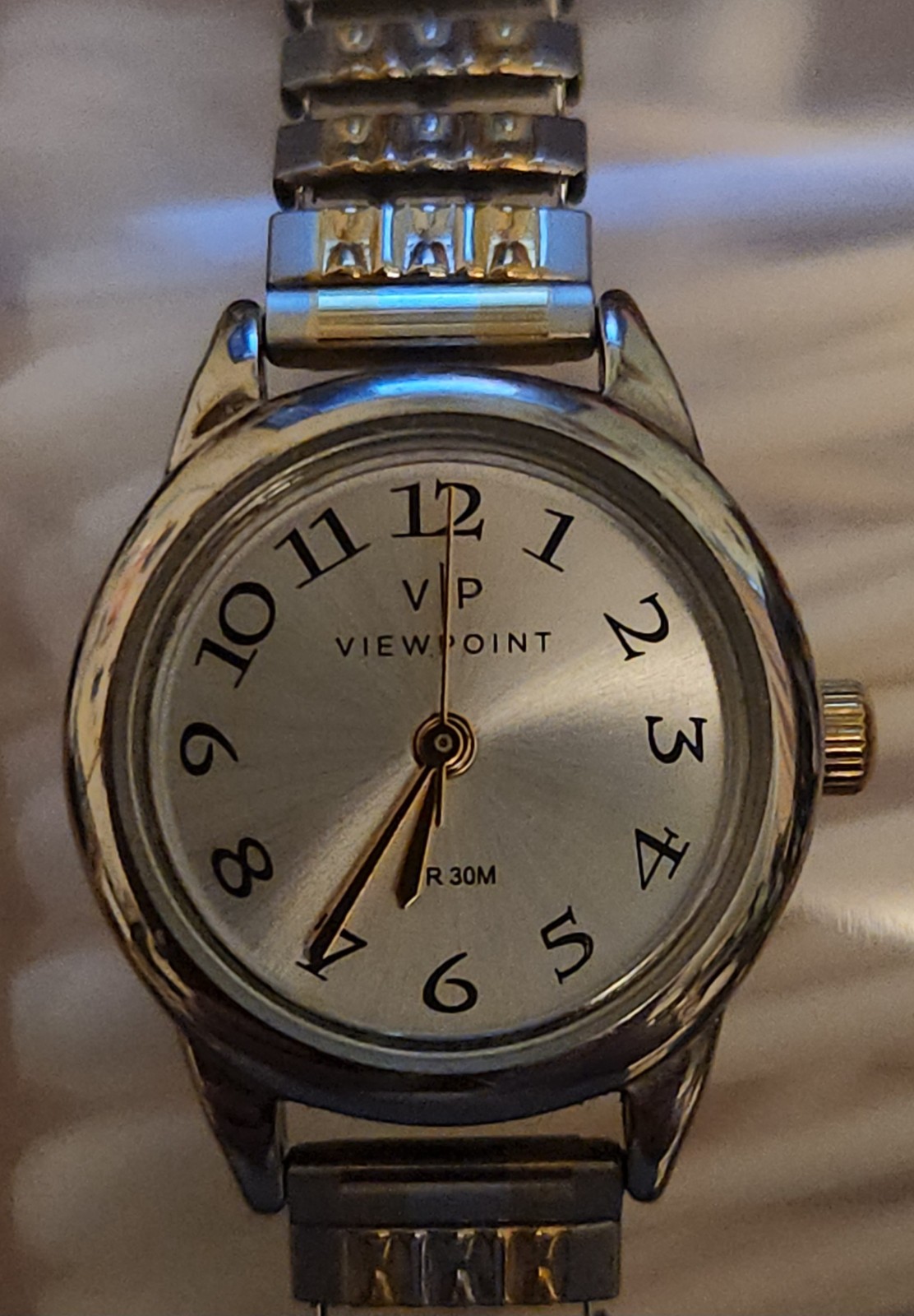 Viewpoint Womens Watch Silver Gold Tone, Works — Lot 3788
