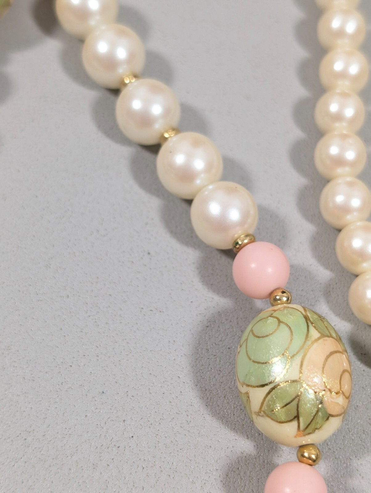 Vintage Peach Green Rose Flower Faux Pearl Beaded Necklace 30 in