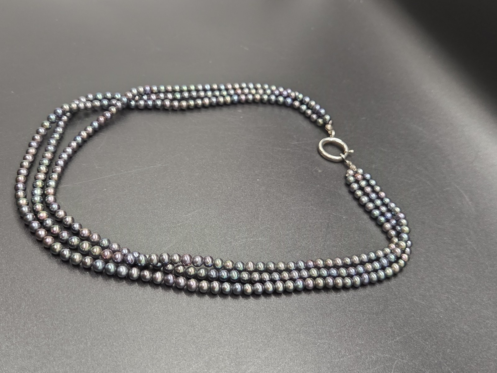 Vtg 3 Strand Purple Dark Grey Opalescent Pearl Necklace Sterling Silver Clasp 24