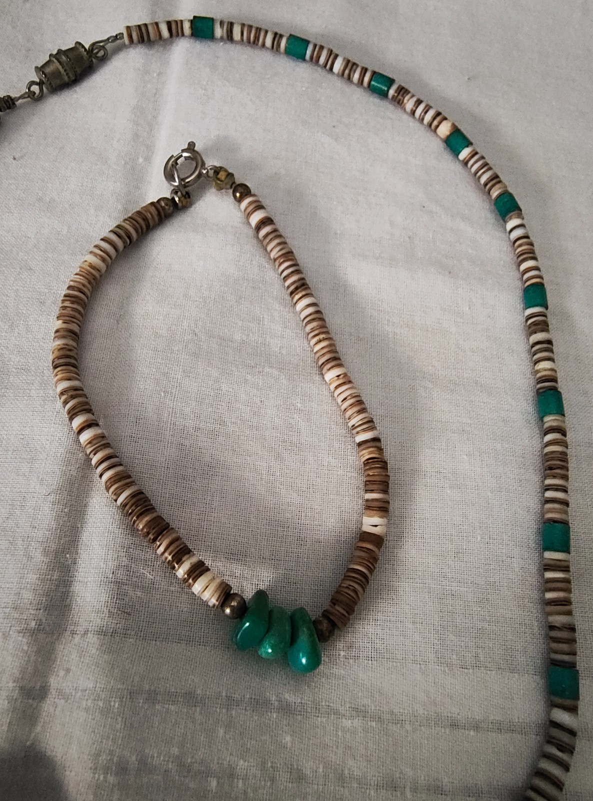 Vintage Turquoise & Oyster Shell Necklace & Bracelet Set